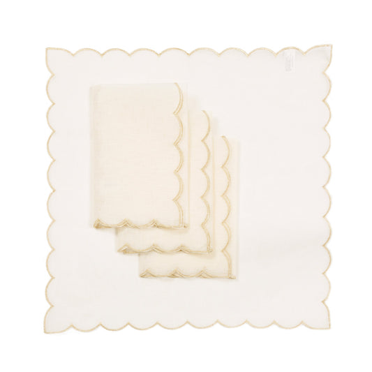 Scallop 20'' x 20'' Fabric Napkins, Set of 4